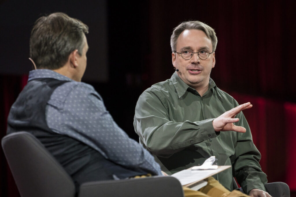Linus Torvalds & Chris Anderson